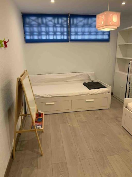 70 Sqm Apartment With Seaview In Arenales Del Sol. Exterior foto